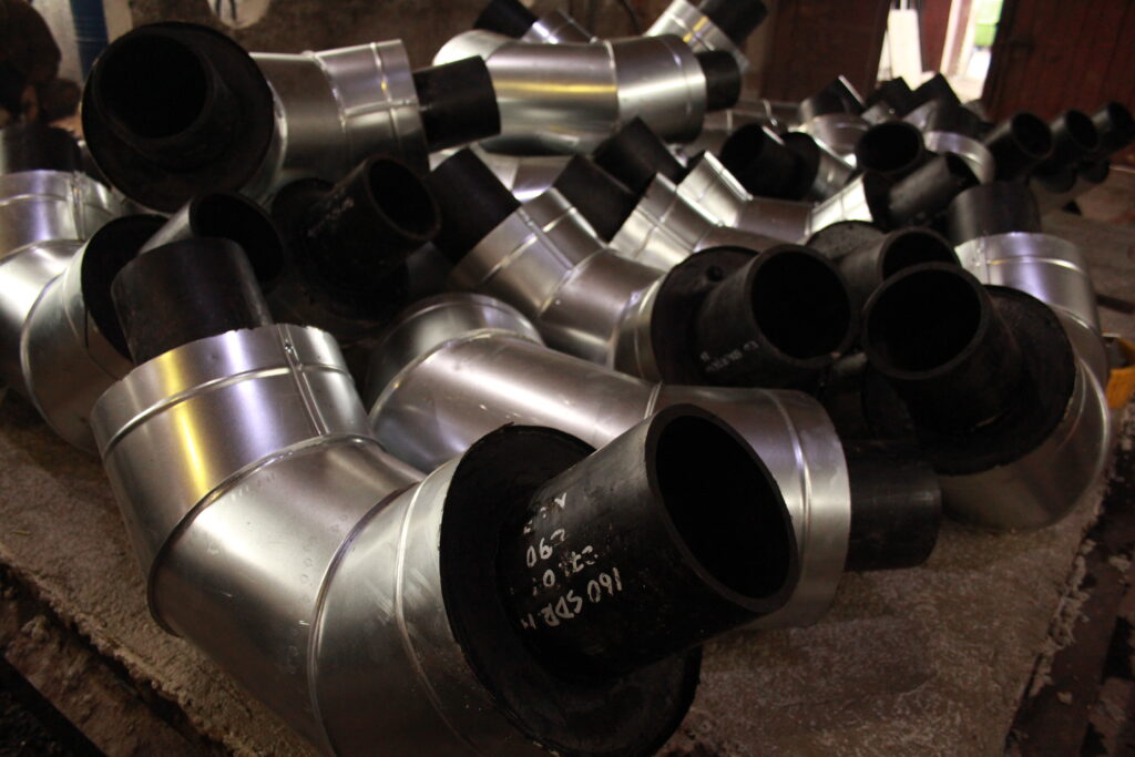 Изоляция полиэтиленовых фитингов в ППУ-ОЦ ЛТР