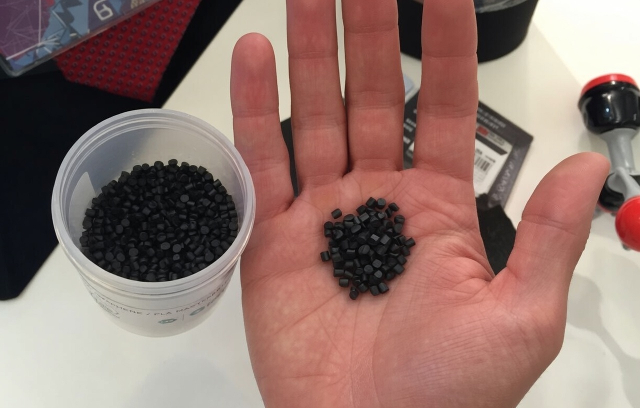 ППУ-трубы с графеновыми добавками